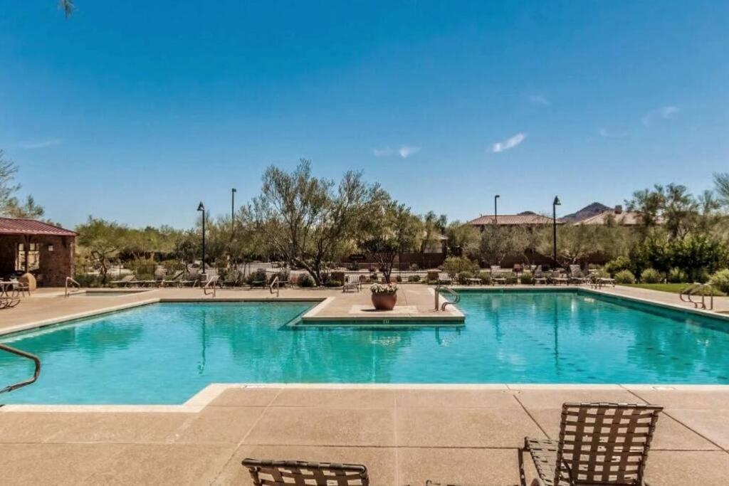 Phoenix Home With Heated Pool, Desert Views & Hot Tub Anthem Eksteriør bilde
